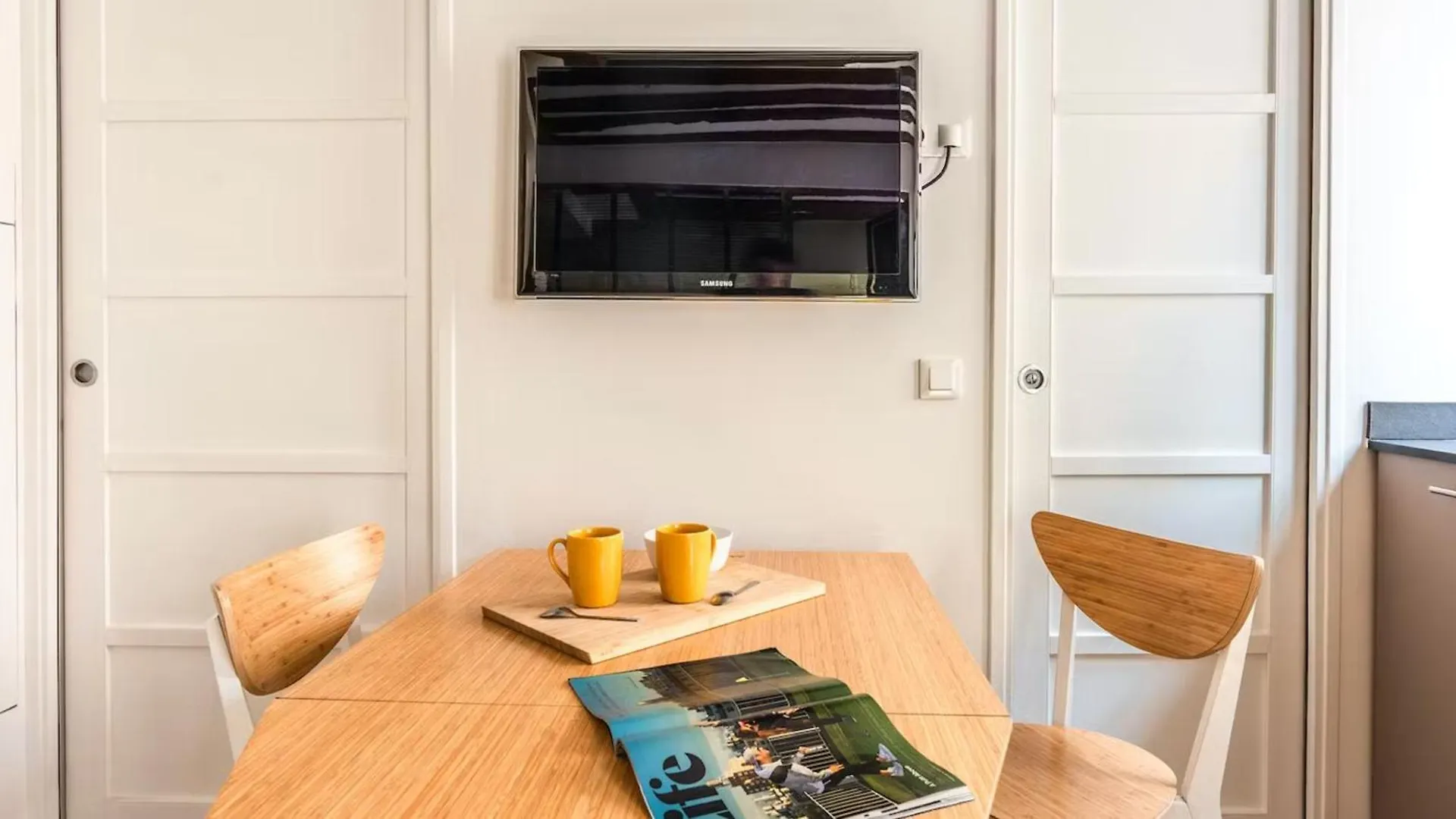 The 199 - Charming Apartment In The Heart Of 파리 0*,  프랑스